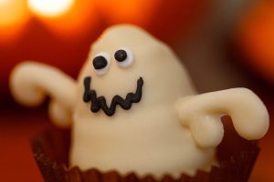 White shape ghost cake.